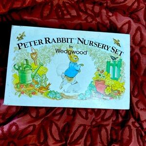 Peter Rabbit Nursery Set ceramic